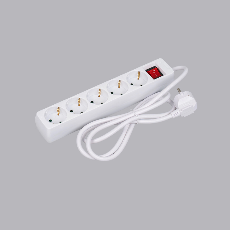 LOB-05K Rechthoekige 5-voudige stekkerdoos van het Duitse type met schakelaar Multi-Socket