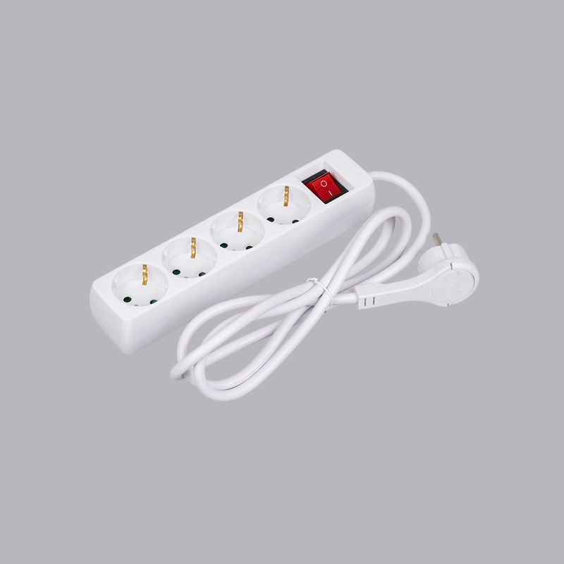 LOB-04KL Rechthoekige 4-voudige stekkerdoos van het Duitse type met trekring en schakelaar Multi-Socket