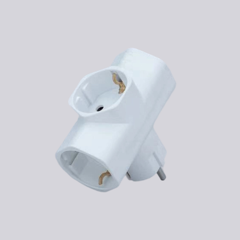 G01-03 Duitse type adapter met drie ronde stekkers